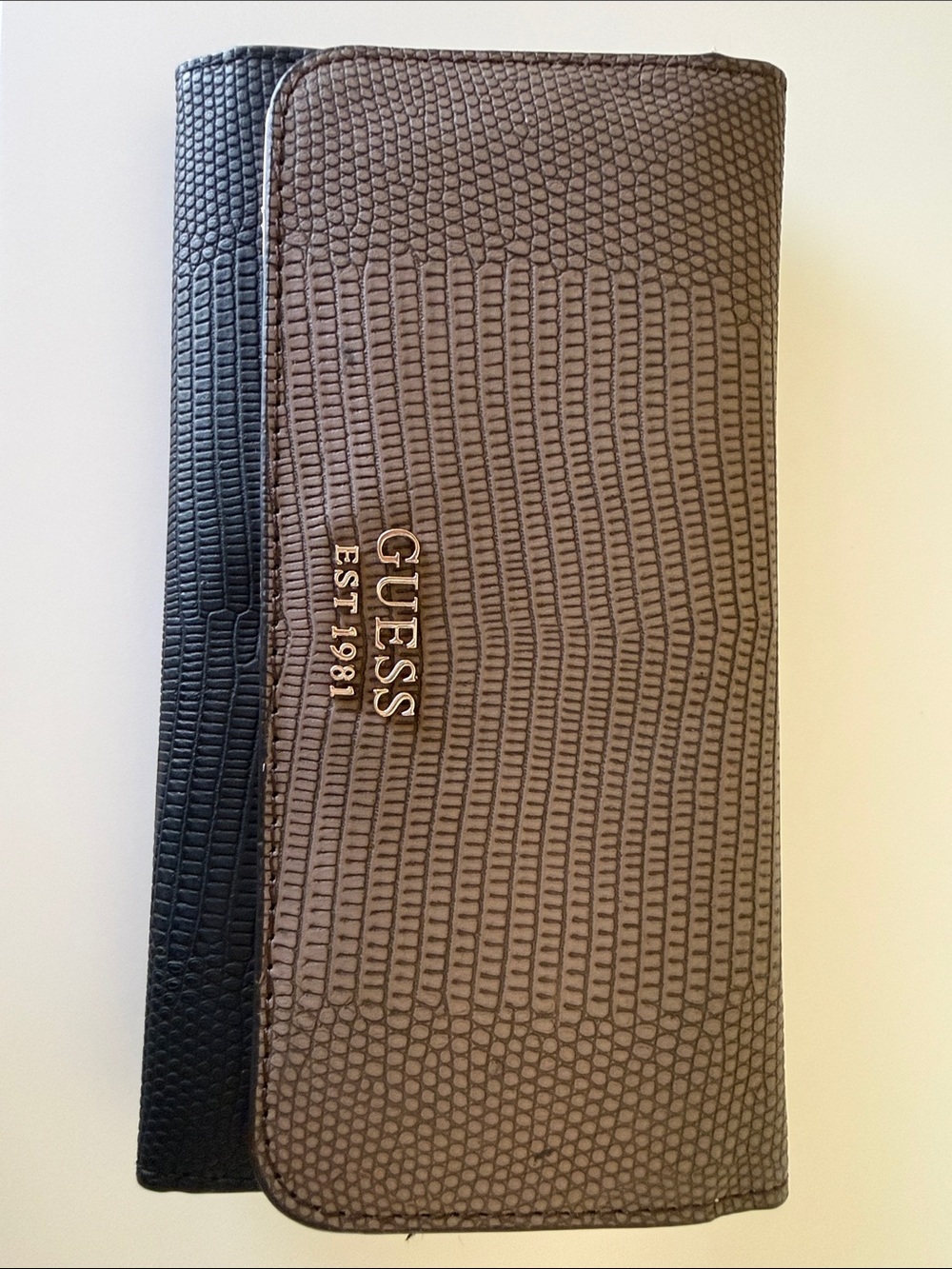 GUESS Brown Textured Flap Card Holder Wallet